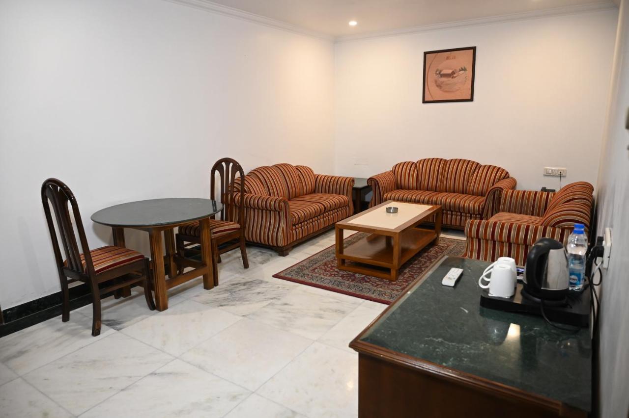 Hotel Lawrence Amritsar Eksteriør billede