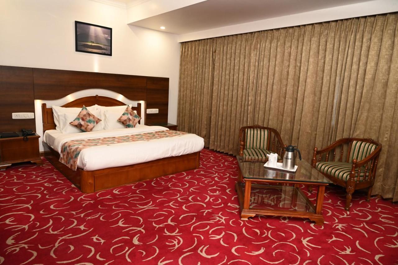 Hotel Lawrence Amritsar Eksteriør billede
